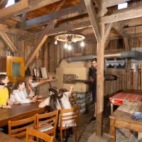 Backhaus mit Pizzaofen